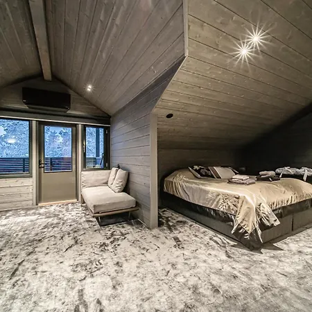 Northern Charm By Aavalevi * Levi