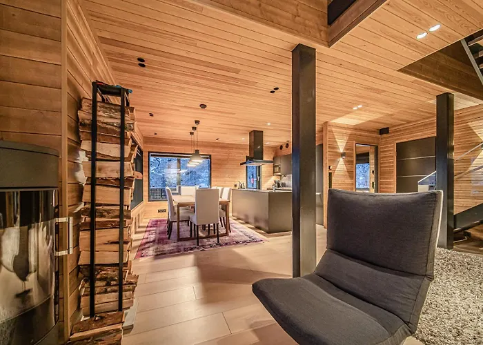 Northern Charm By Aavalevi *